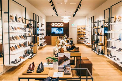 are there ecco factory outlet shoe store